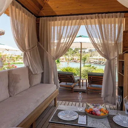 Ethno Hotel 5*